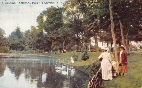 L234 England Hampden Park Eastbourne Swans Kinderwagen Vintage Postkarte