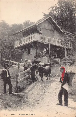 Schweiz Retour au Chalet Bauern Heimkehr Rinder Vintage Postkarte
