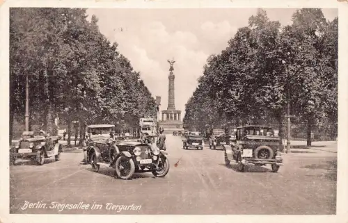 L087 Deutschland 1929 Berlin Siegesallee im Tiergarten Autosäule Oldtimer Postkarte