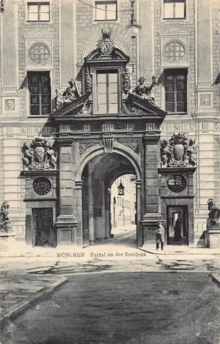 Deutschland 1918 München München Portal ein Residenzeingang 1. Weltkrieg Feldpostkarte