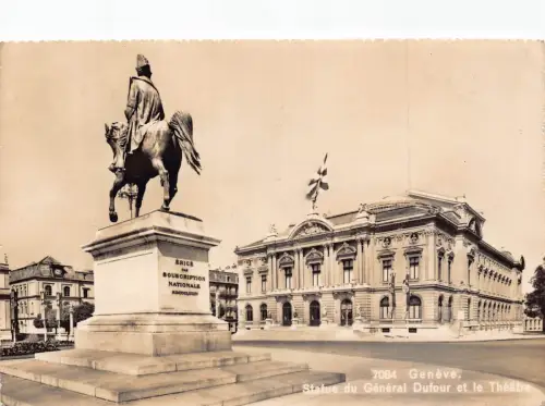 A636 Schweiz Genf Statue du General Dufour et Theater RPPC Postkarte