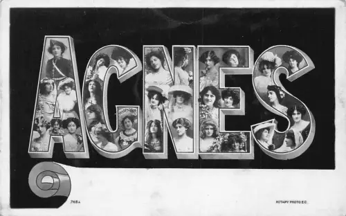 A046 Agnes Großbuchstabe Name schöne Frauen Vintage Postkarte