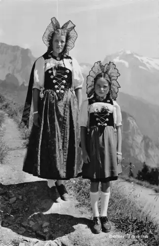 A846 Schweiz Berner Tracht Tracht Mädchen RPPC Vintage Postkarte