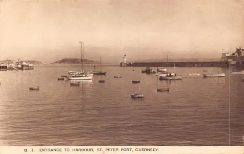 B128 England Hafeneinfahrt St Peter Port Guernsey Boote Vintage Postkarte