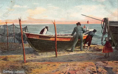 A051 Fischer schieben Boot ins Meer Überschwimmen Vintage Postkarte