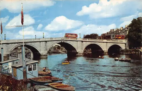 L236 England Richmond Bridge Doppeldecker blau Boote Schild Postkarte