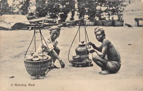 L550 Myanmar Burma Ein Morgenessen ethnische Vintage Postkarte