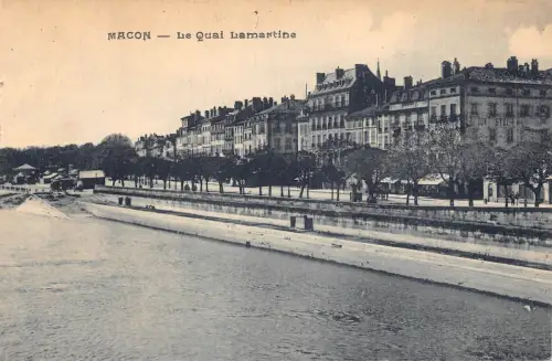 A677 Frankreich Macon Quai Lamartine Quay Vintage Postkarte