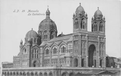 A677 Frankreich Kathedrale Marseille Vintage Postkarte