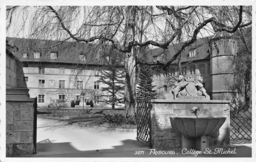 A666 Schweiz Fribourg College St Michel Schule RPPC Postkarte