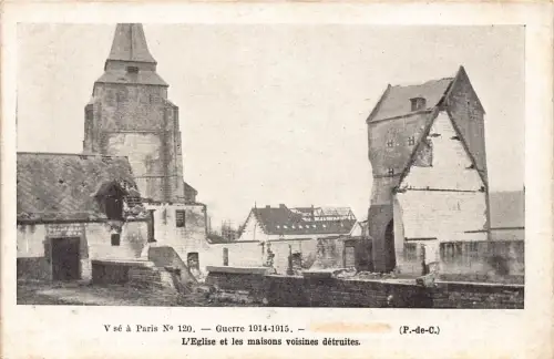 C009 France, Paris, L'Eglise et les maisons destruites. WW I Vintage Postkarte