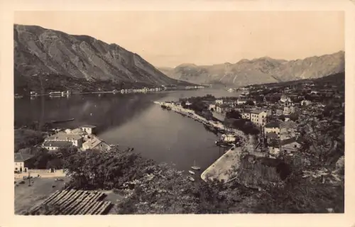 Montenegro Kotor Gesamtansicht Berge Vintage Postkarte
