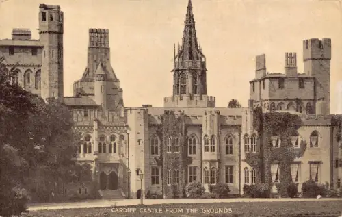 A776 Wales Cardiff Castle from Grounds Vintage Postkarte