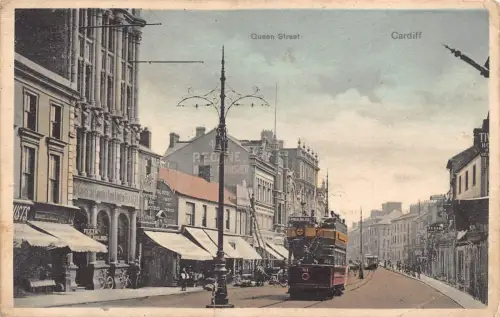 A777 Wales Cardiff Queen Street Doppeldecker Straßenbahn Geschäfte Vintage Postkarte