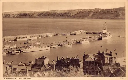 A904 England Scarborough The Harbour Vintage Postkarte