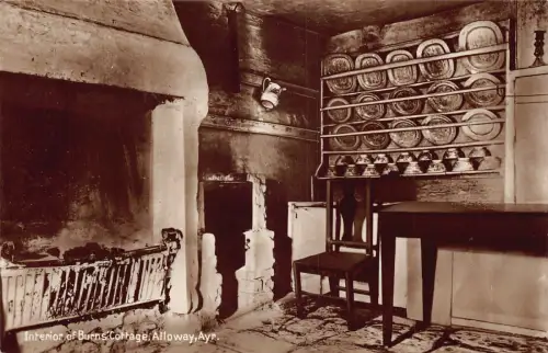 B055 Schottland Interieur von Burns' Cottage Alloway Ayr Vintage Postkarte