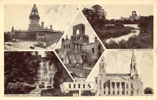 B065 England 1954 Leeds Kirkstall Abbey Town Hall RPPC Vintage Postkarte