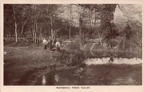 B065 England 1914 Waterfall Forge Valley Vintage Postkarte