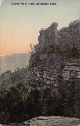 B166 Australien Orphan Rock von Katoomba Falls Vintage Postkarte