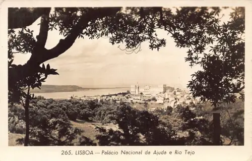 B175 Portugal Lissabon Palacio Nacional da Ajuda e Rio Tejo RPPC Postkarte