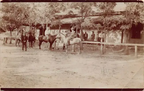 A812 Chile La Calera Reiter Familie traditionelles Haus ethnische RPPC Postkarte