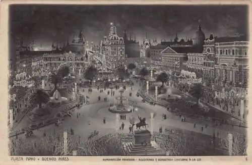 A815 Argentinien Buenos Aires Plaza Mayo bei Nacht Beleuchtung RPPC Postkarte