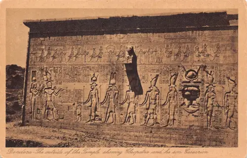 L176 Ägypten Dendera Tempelfigur Kleopatra und ihr Sohn Cäsarion Postkarte