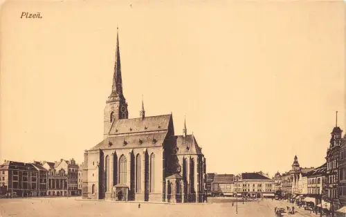 B077 Tschechien Dom St. Bartholomäus Pilsen Vintage Postkarte