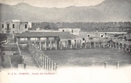 A014 Italien Pompeji Scuola dei Gladiatori Schule Vintage Postkarte