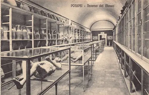 A015 Italien Museum Innenraum Pompeji Vintage Postkarte