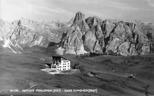 B089 Italien Rifugio Pralongia Sass Songher Hütte RPPC Vintage Postkarte