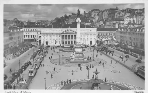 B663 Portugal Lissabon O Rottio Lissabon Straßenbahnen Autos RPPC Vintage Postkarte