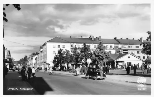 B663 Schweden Avesta Kungsgatan Auto RPPC Vintage Postkarte