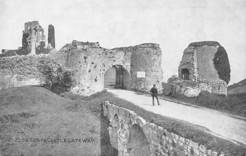 A773 England Corfe Castle Gateway Vintage Postkarte