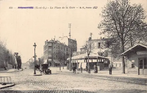 Frankreich Argenteuil Place de la Gare Autos Restaurant Hotel Cafe Vintage Postkarte