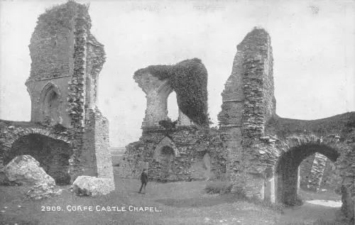 A773 England Corfe Castle Chapel Vintage Postkarte