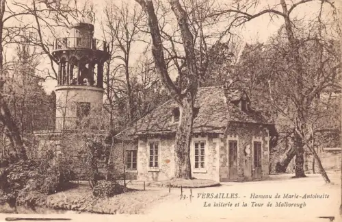 L096 Frankreich Versailles Hameau de Marie-Antoinette La Laiterie Vintage Postkarte