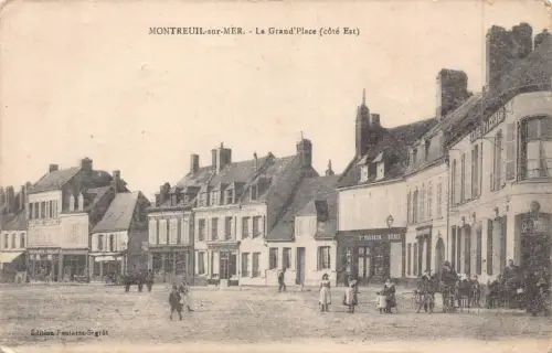 A779 Frankreich 1919 Montreuil sur Mer Grand Place Cafe zensierte alte Postkarte