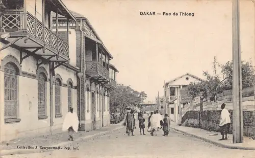 A916 Senegal Dakar Rue de Thiong Vintage Postkarte