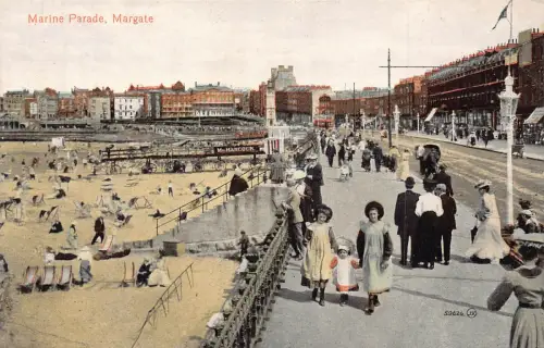 A782 England Margate Marine Parade Vintage Postkarte