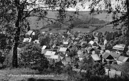 A102 Deutschland Luftkurort Zueschen i Hochsauerland Gesamtansicht RPPC Postkarte