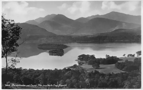 A918 England 1953 Derwentwater and Causey Pike Walla Crag Keswick RPPC Postkarte