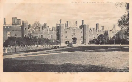 A787 England Hampton Court Vintage Postkarte