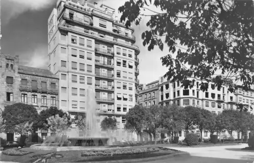 B067 Spanien Vigo Gärten des Pappelhains und Brunnens RPPC Vintage Postkarte