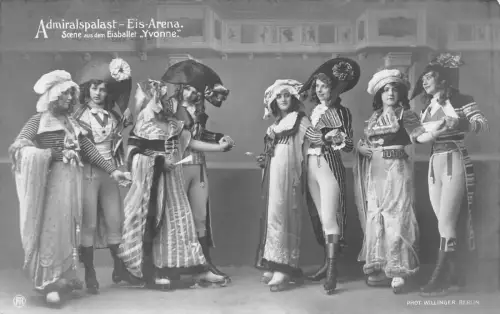 B060 Theaterszene RPPC Admiralspalast Eis Arena Yvonne Piraten Postkarte