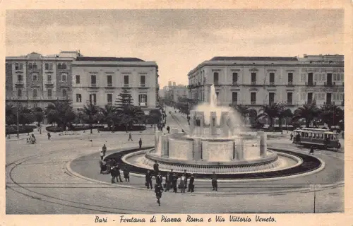 C083 Italien Bari Fontana di Piazza Roma e Via Vittorio Veneto Vintage Postkarte