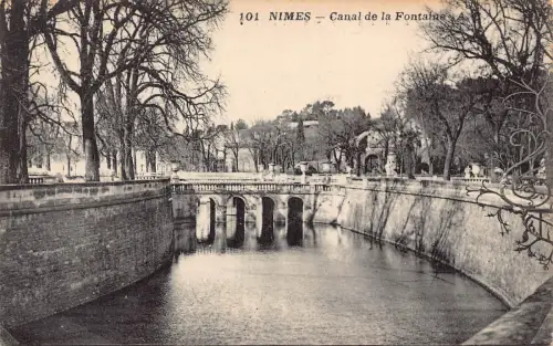 A827 Frankreich Nîmes Canal de Fontaine Brücke Vintage Postkarte