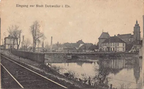 A827 Deutschland Eingang zur Stadt Dettweiler i Elsbrücke Eisenbahn Vintage Postkarte