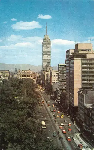 B188 Mexiko Juarez Avenue und Lateinamerikanischer Turm Mexiko-Stadt Vintage Postkarte