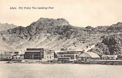 A796 Jemen Aden Point The Landing Pier Boats Vintage Postkarte